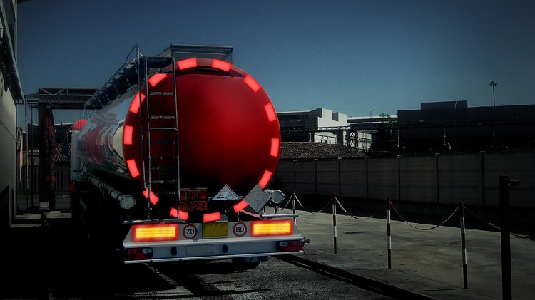 reflective tanker stickers in the dark